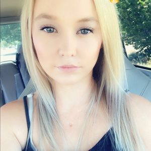 Meet your Posher, Kelsie